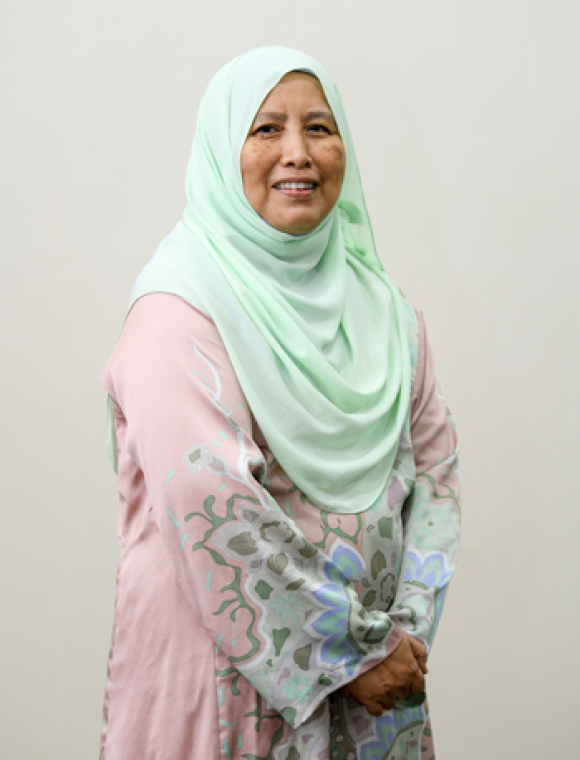 Dr Haslinah Binti Muhamad